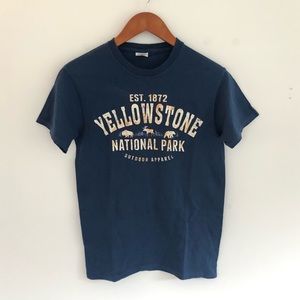 Yellowstone blue t shirt S
